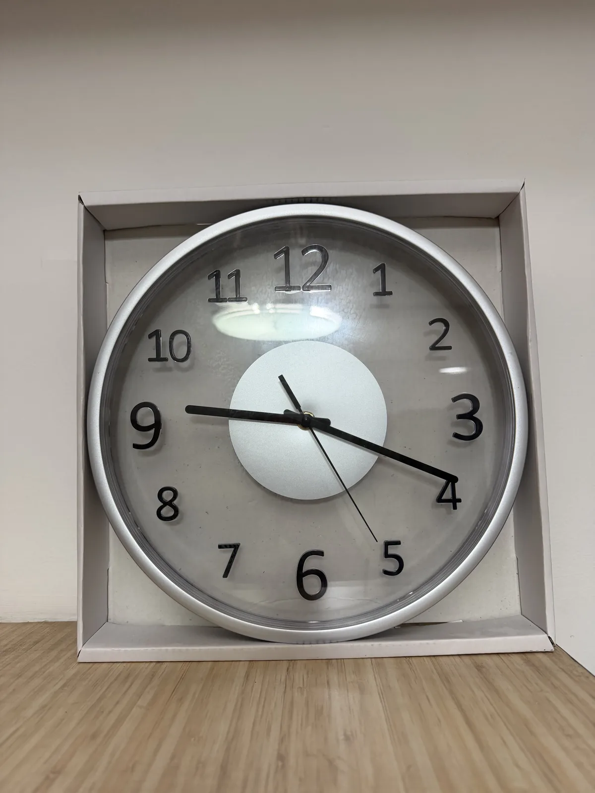 Jam Dinding Besar IKEA