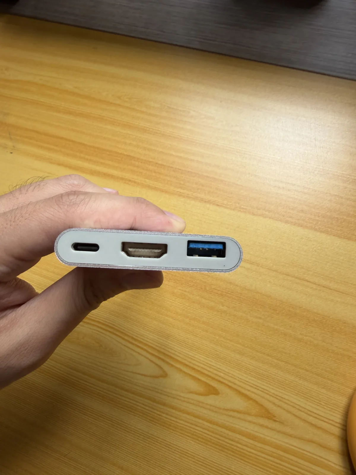 Adapter USB-C ke HDMI + USB 3.0