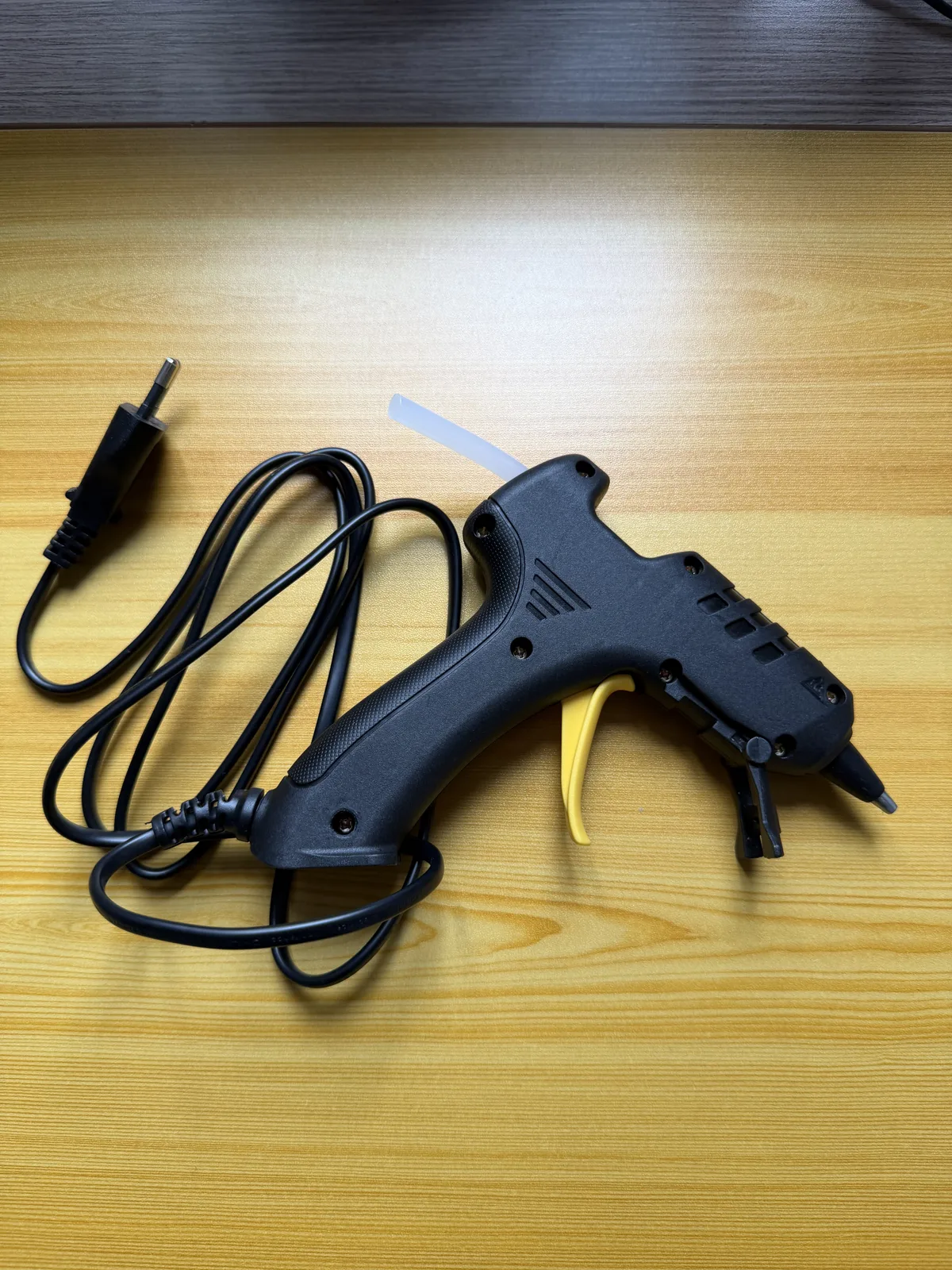 Lem Tembak (Glue Gun)